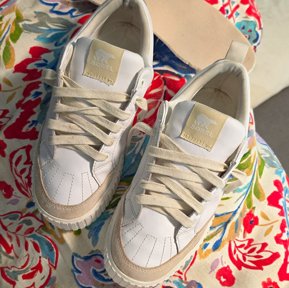 SOREL Ona Ave Low Waterproof Sneaker Women's 10 Sea Salt / Bleached Ceramic
